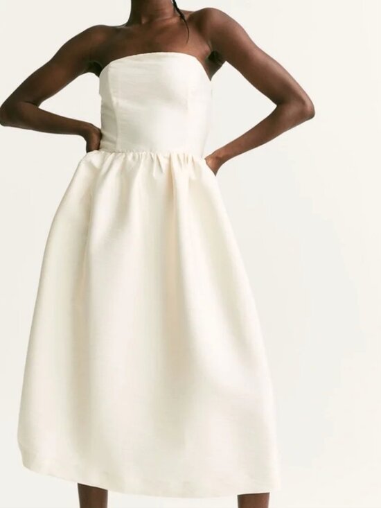 H&M Dresses & Skirts - NWT H&M Cream Taffeta Strapless Dress Size M